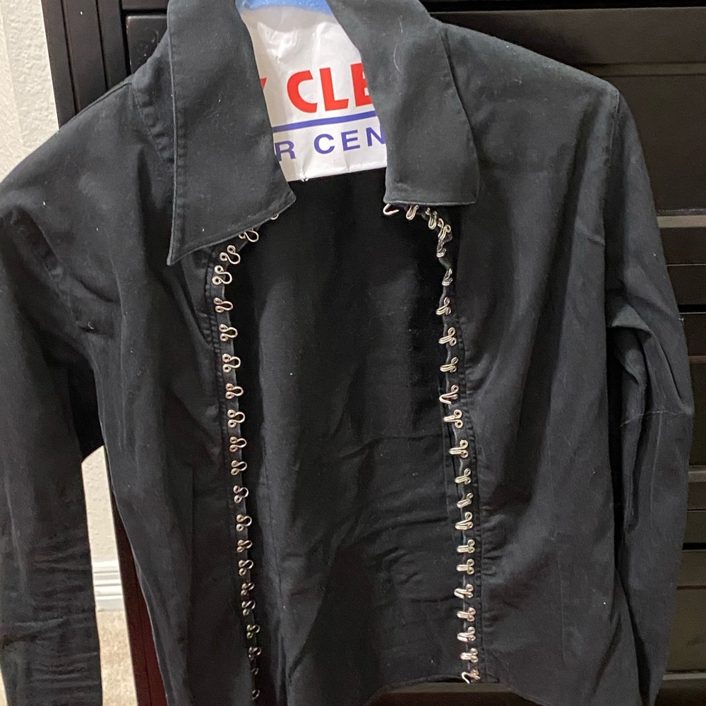 Anne Fountain blouse with hook and eye “buttons”